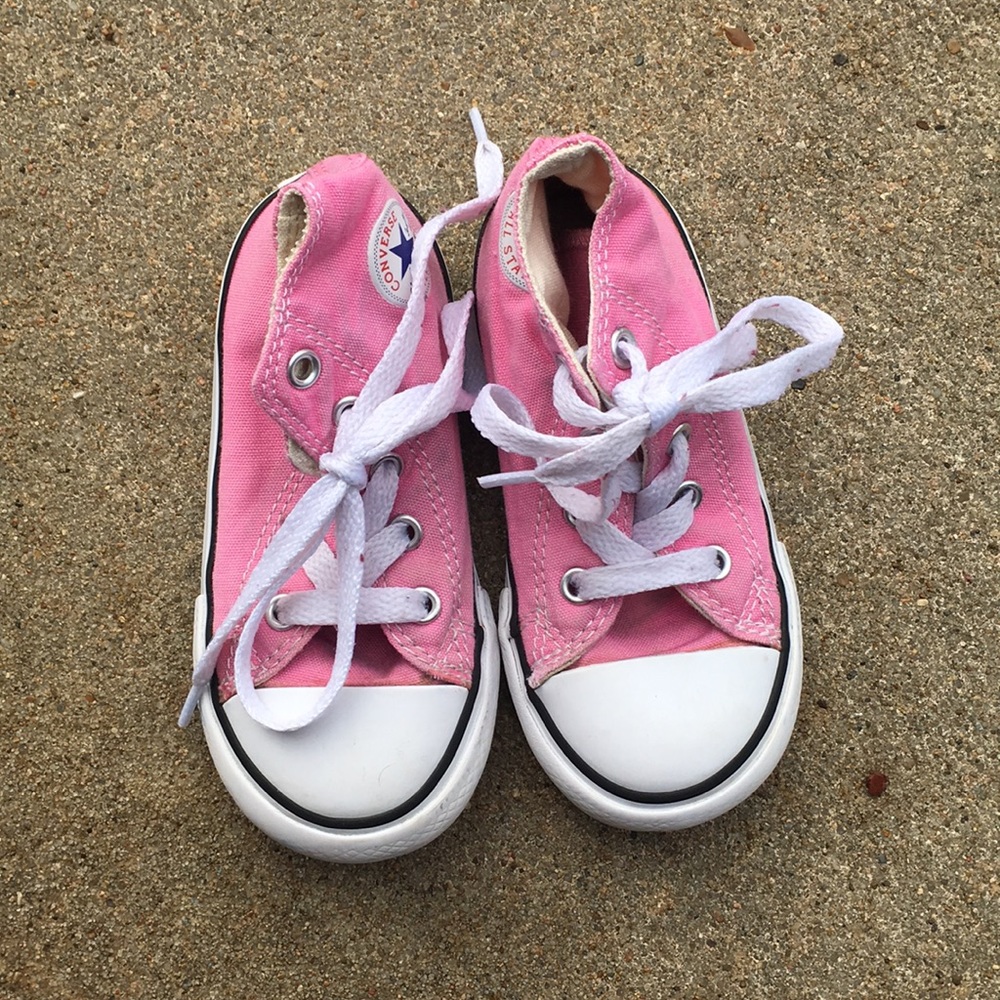 Baby Pink Converse All Star Sneaker
